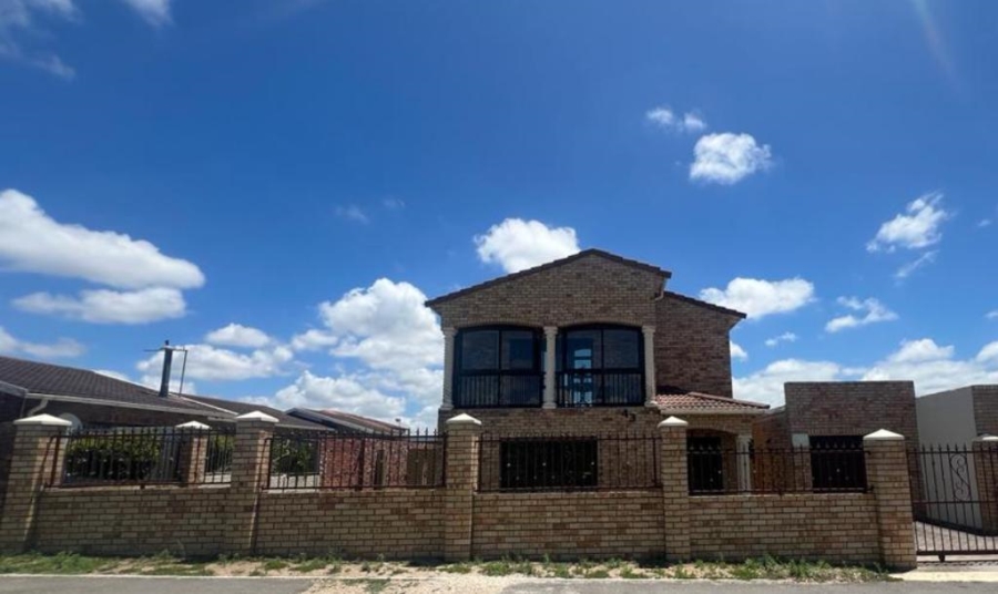7 Bedroom Property for Sale in Heath Park Eastern Cape